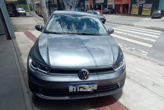 VOLKSWAGEN POLO 1.0 MPI MANUAL VOLKSWAGEN POLO 1.0 MPI MANUAL